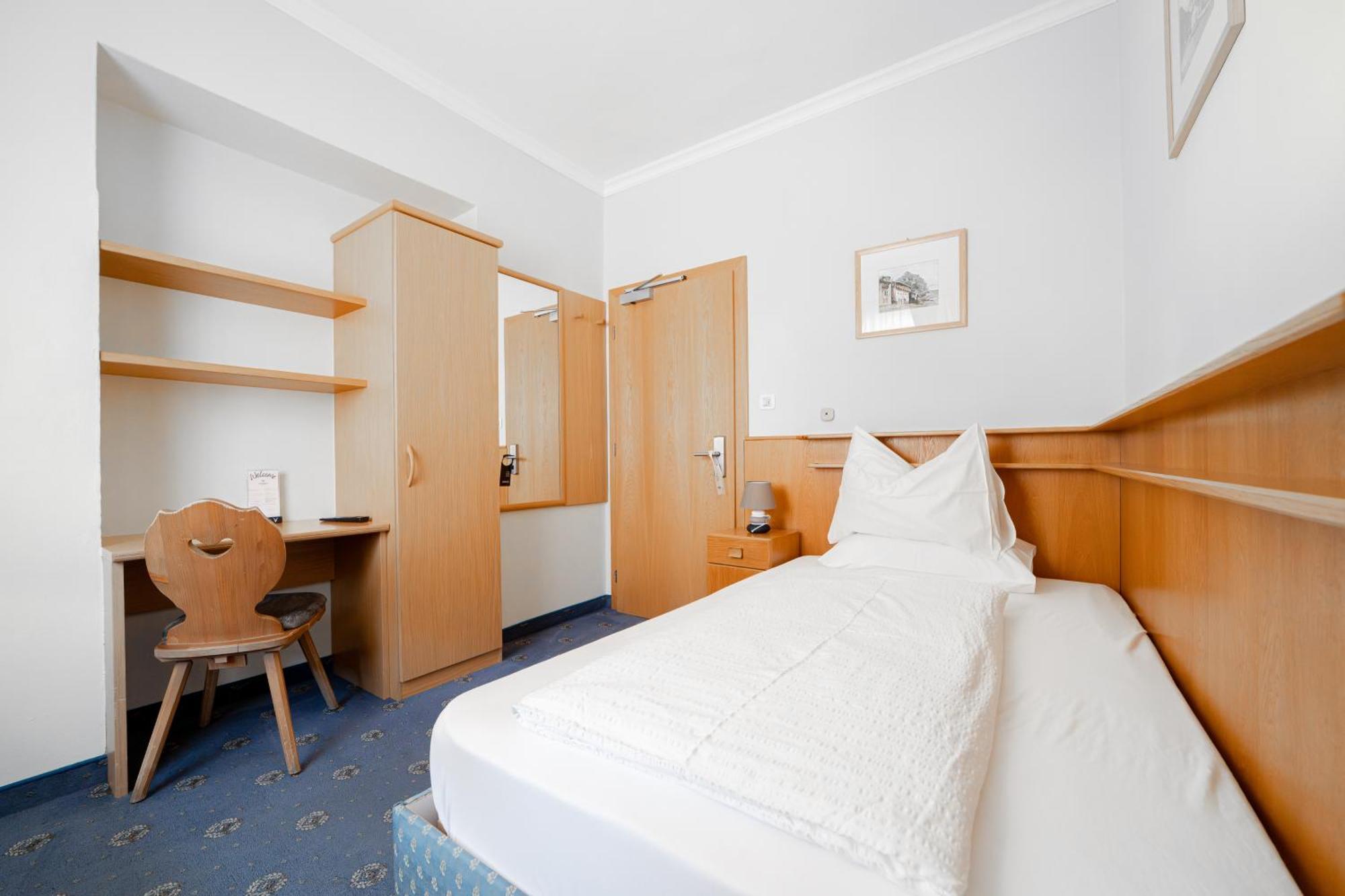 Hotel Europa Dolomites Сельва-ди-Валь-Гардена Экстерьер фото